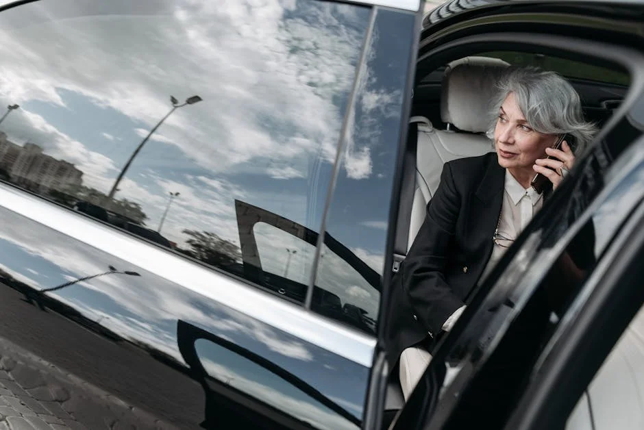 92-Year-Old Woman Caught Driving Porsche at 228 km/h in São Paulo — Economy Business