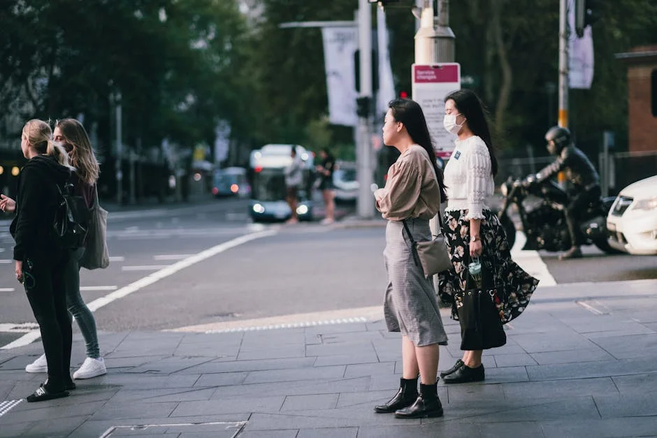 Australia Detains Three Women Returning From Syria — Markets Eye Security Costs — Sports