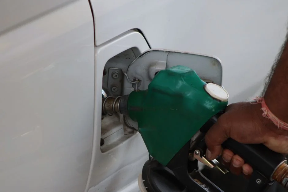 India Cuts Fuel Prices Four Times — Markets React Sharply — Technology Innovation
