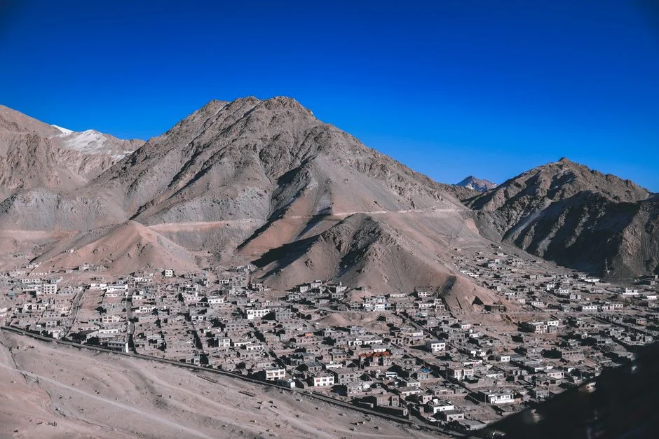 India's Mountain Villages Bet on Ice Pyramids to Solve Water Crisis — World Affairs