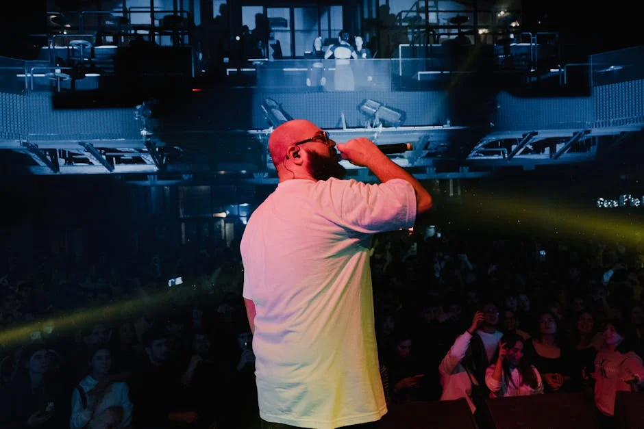 Karol G Announces 2027 Paris Concert — Tourism and Retail Sectors Prepare — Economy Business