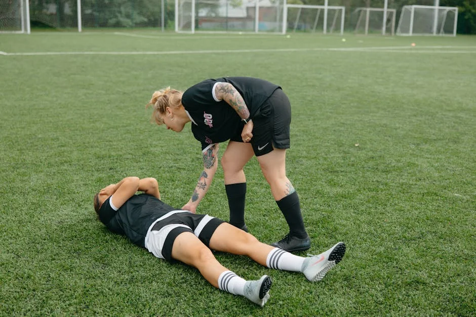 Liverpool Struggles as Hugo Ekitike Injured, ZA Eyes PSG Move