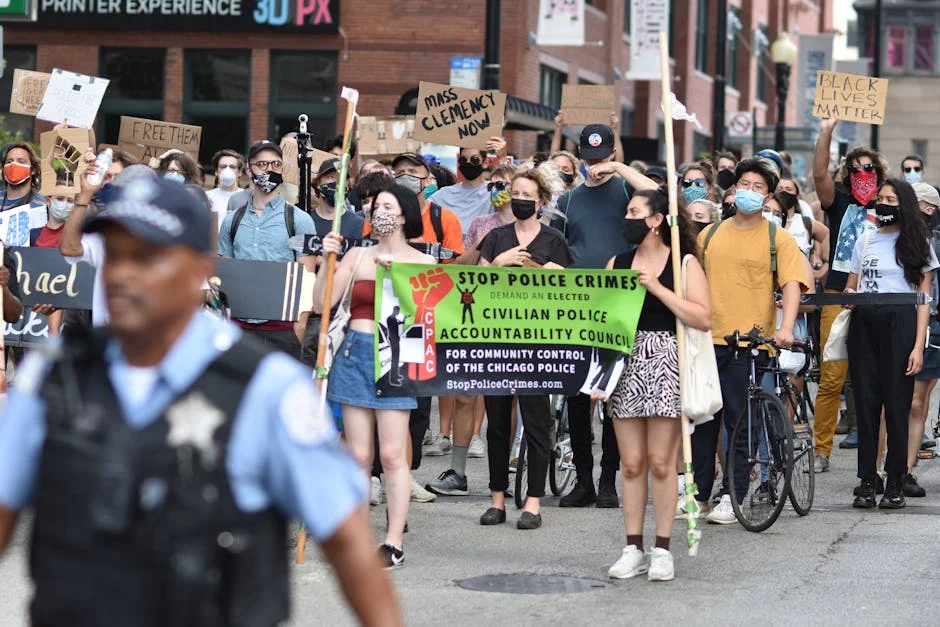 Police Slam Westville Filling Station Shootout - Two Dead, BMW Driver Arrested [VIDEO]