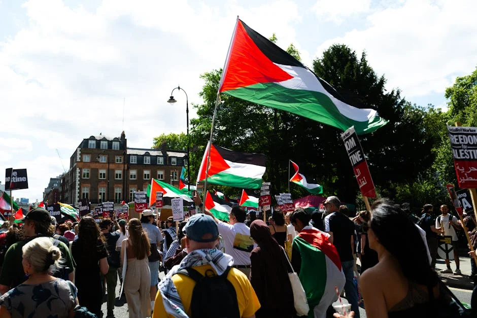 Trump Mocked Over China Trip as Gaza War Concerns Hit Markets Hard — Politics Governance